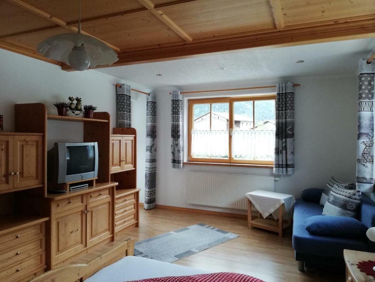 Apart Lorenz Häselgehr Buitenkant foto